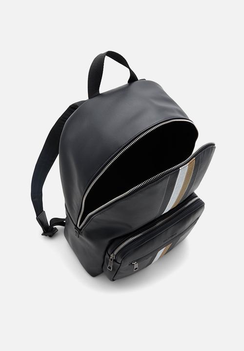 Call It Spring - Laredrikith - black