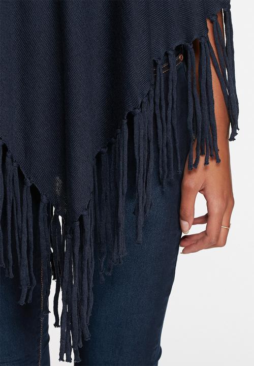 Vero Moda - Annabelle Fringe Poncho