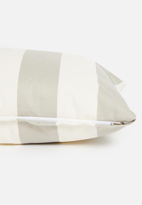 Sixth Floor - Bonanza outdoor cushion cover - Natural