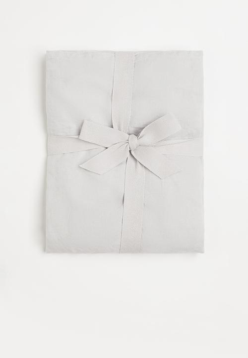 H&M - Washed linen pillowcase - grey