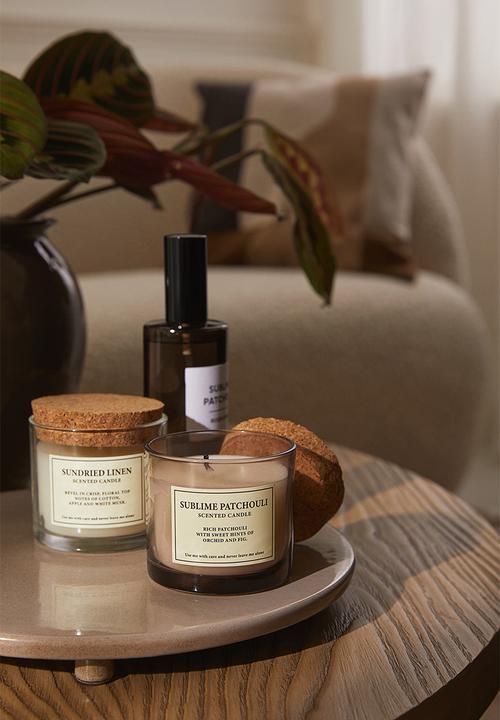 H&M - Cork-lid scented candle - beige/sublime patchouli 