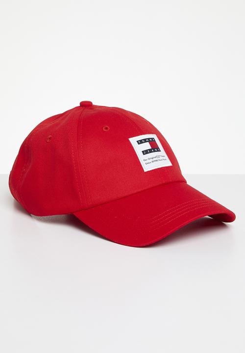 Tommy Hilfiger - TJM MODERN PATCH CAP - Deep Crimson