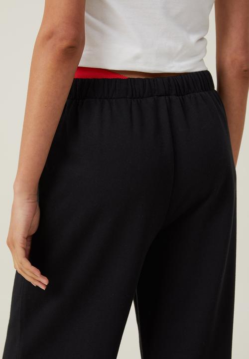 Cotton On - Classic Fleece Wide Leg Sweatpant - Black