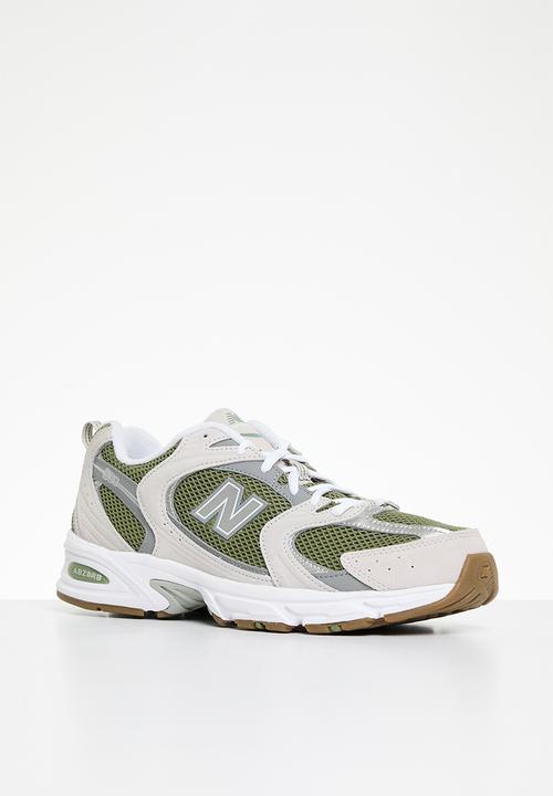 New Balance  - MR530