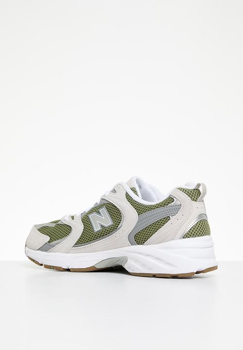 New Balance  - MR530
