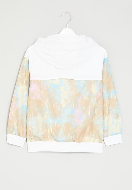 Nike - Nkn printed windrunner jacket - sanddrift