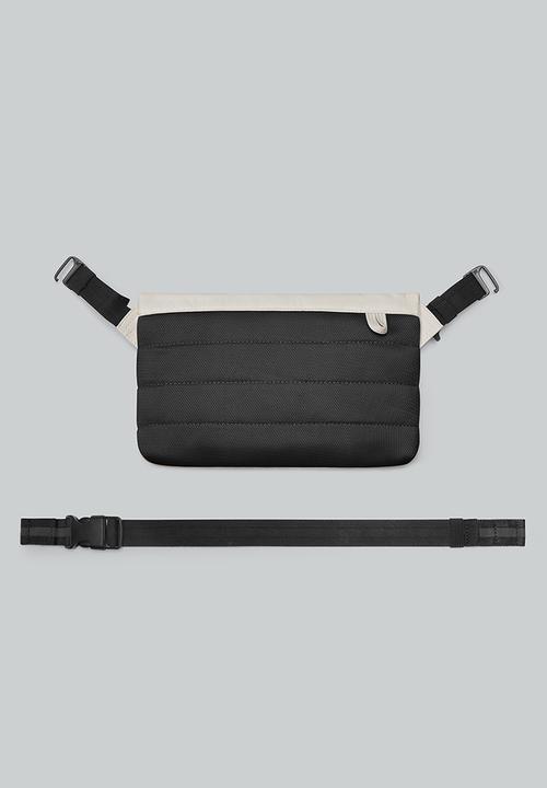 Gaston Luga - Lightweight crossbody bag - cream