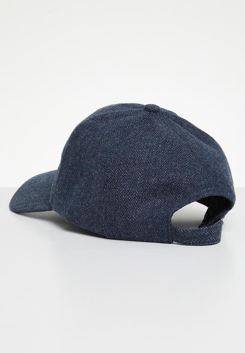 Superbalist - Miles denim wash peak cap - blue
