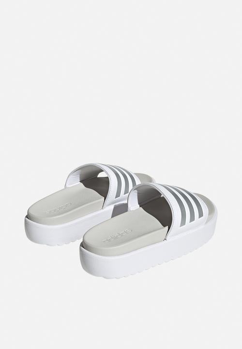 adidas Originals - Adilette platform - ftwr white/zero met/grey one