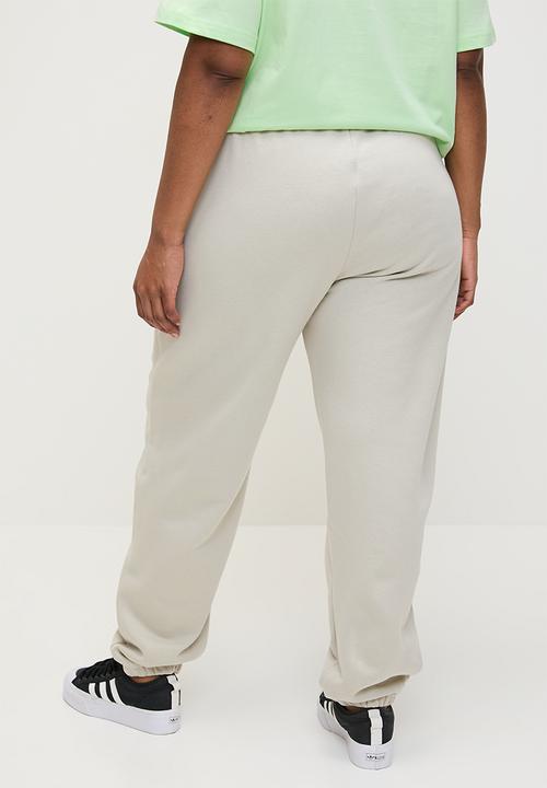 adidas Originals - Plus Relaxed Jogger W - Putty Grey