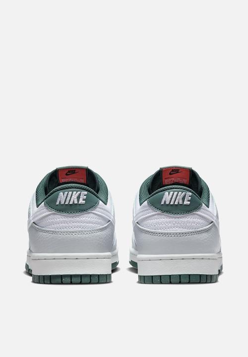 Nike - Nike Dunk Low Retro