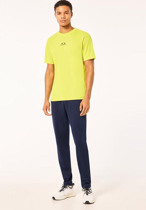Oakley - Foundational training short sleeve tee - sulphur