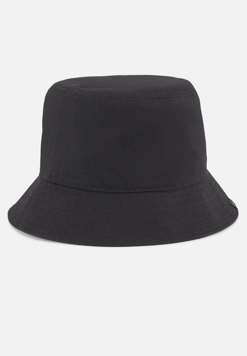 PUMA - Prime trend bucket - black