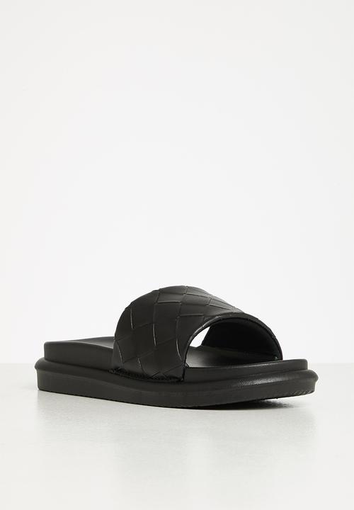 Superbalist - Embossed mule slide - black