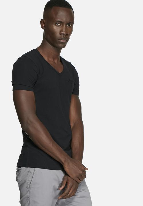 GUESS - Core Collection Tee 
