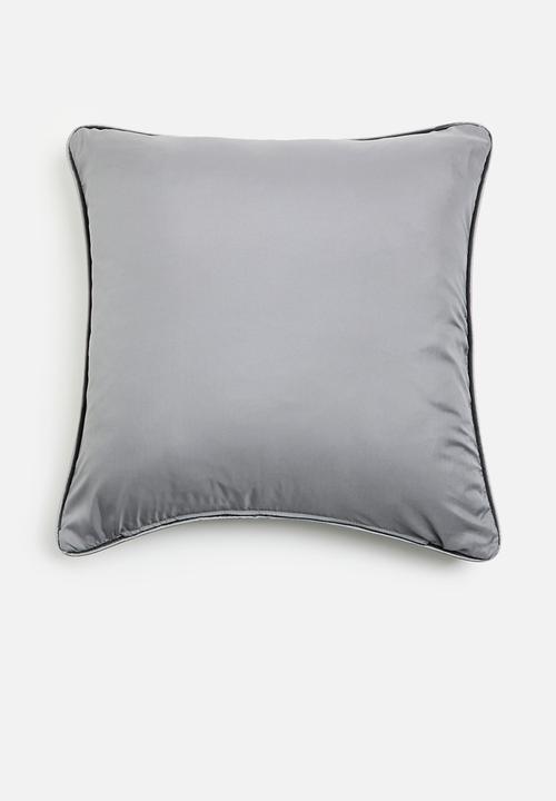 Grey Gardens - Hound cushion cover - Grey