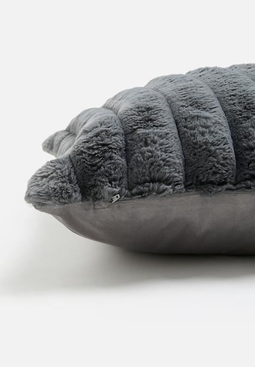 Grey Gardens - Plush cushion cover - Charcoal
