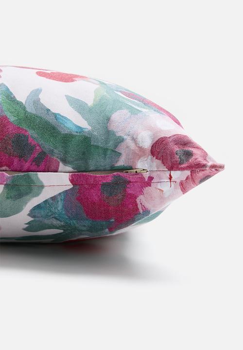 Sixth Floor - Rosy printed cushion cover - Multi