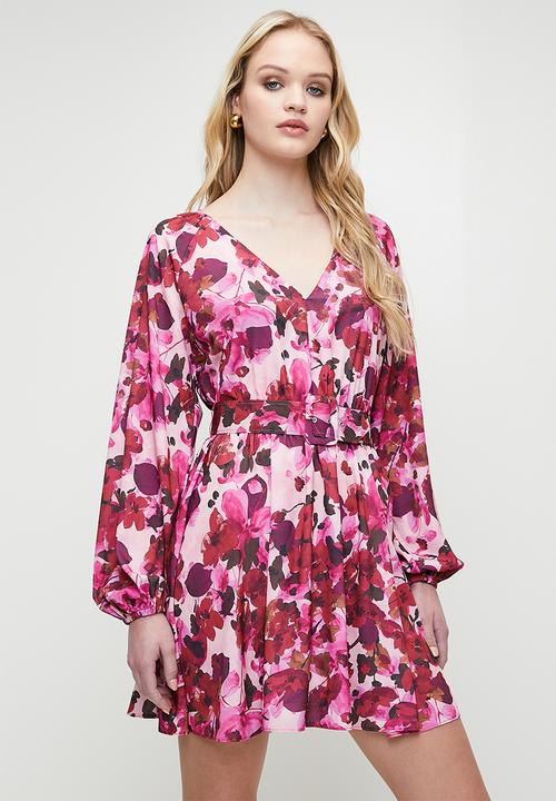 MILLA - Soft waisted fit and flare mini dress - moody floral