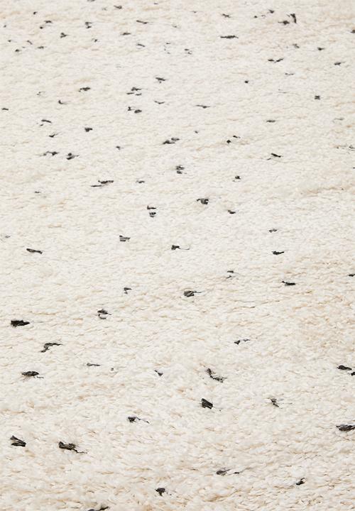 Fotakis - Shaggy Rug Spot - Natural