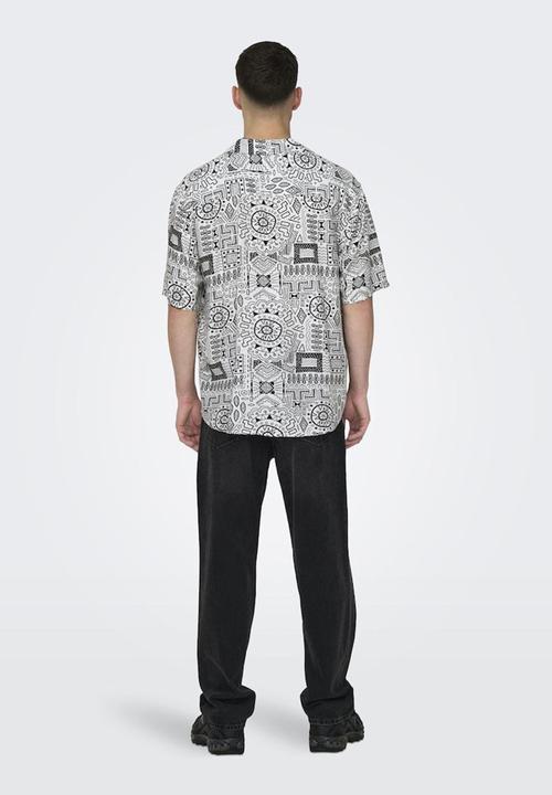 Only & Sons - Onsbold life rlx short sleeve aop shirt - cloud dancer