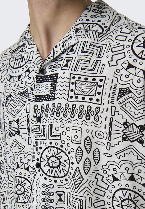 Only & Sons - Onsbold life rlx short sleeve aop shirt - cloud dancer
