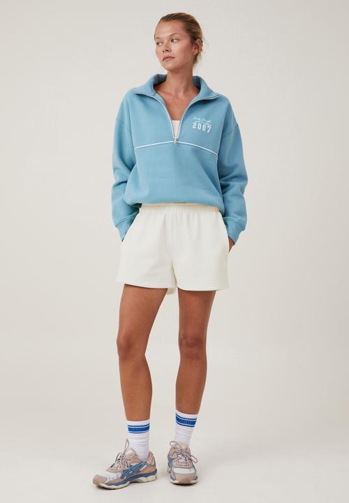 Cotton On - Plush Essential Gym Short-Coconut Milk