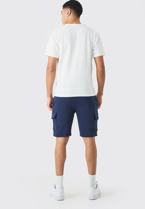 boohooMAN - Slim mid cargo jersey short - navy