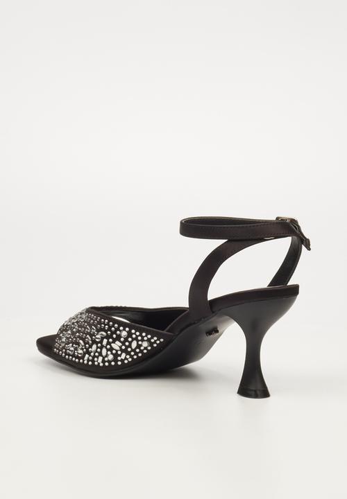 Butterfly Feet - Kitten 1 - black
