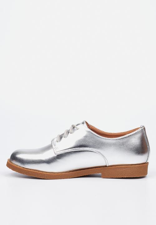 Viabeach - Vespa 26 brogue - silver