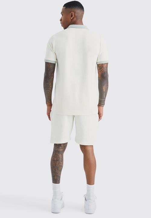 boohooMAN - Slim panelled zip neck interlock polo - sage