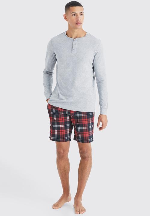 boohooMAN - Long sleeve t-shirt & checked short lounge set - grey