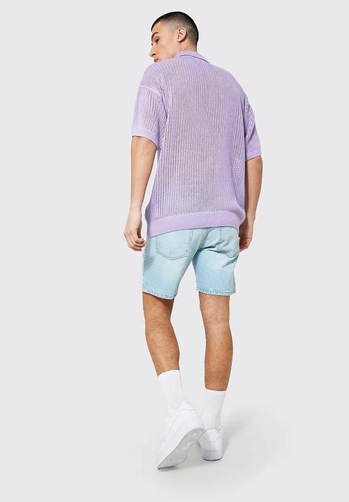 boohooMAN - Slim rigid swirl seam detail denim short - ice blue