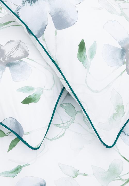 Eden Manor Duvet Cover - multi