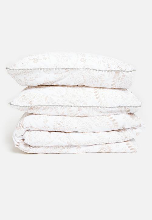 Horrockses - Cotswold Paisley Duvet Cover - white & neutral