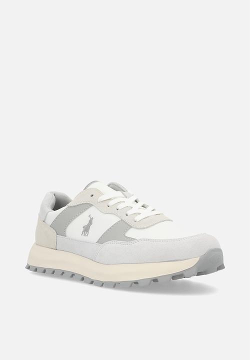 POLO - Panelled cleated runner - white