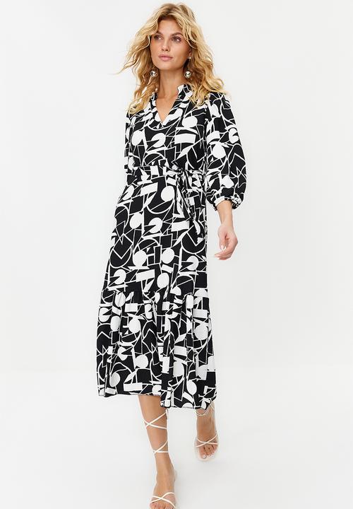 Trendyol - Midi Length Knitted Dress - Black