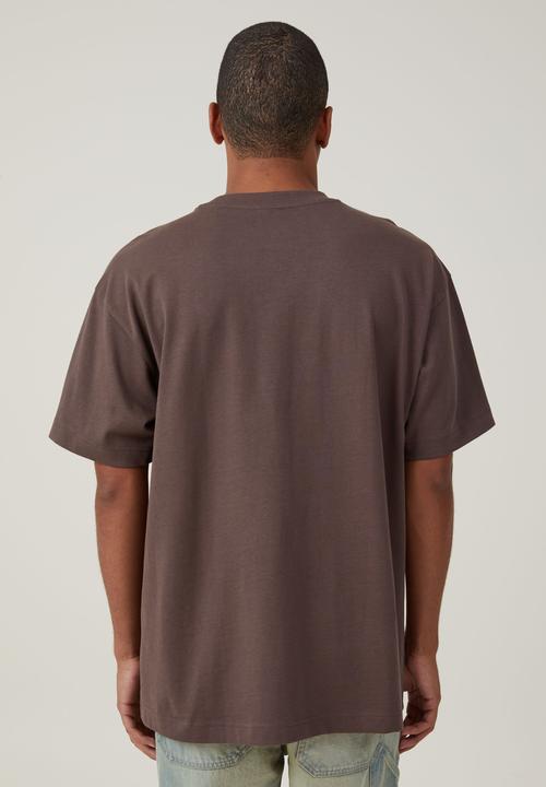 Cotton On - Box Fit Plain T-shirt - washed chocolate