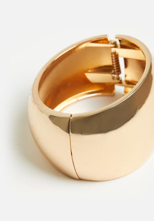 Me&B - Cuffed Bracelet - Gold