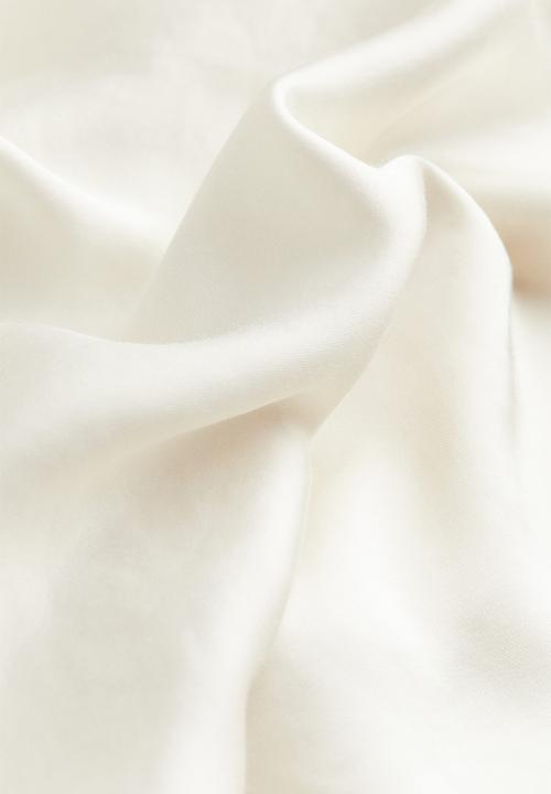 H&M - Satin vest top - white