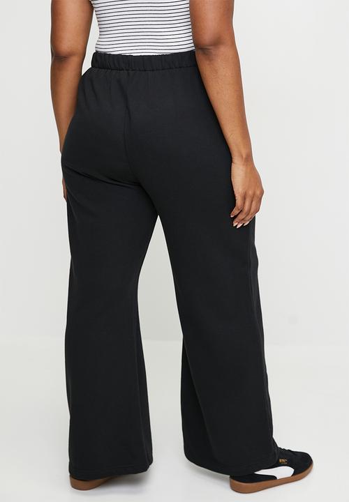 Cotton On - Plus Classic Fleece Wide Leg Sweatpant - Black