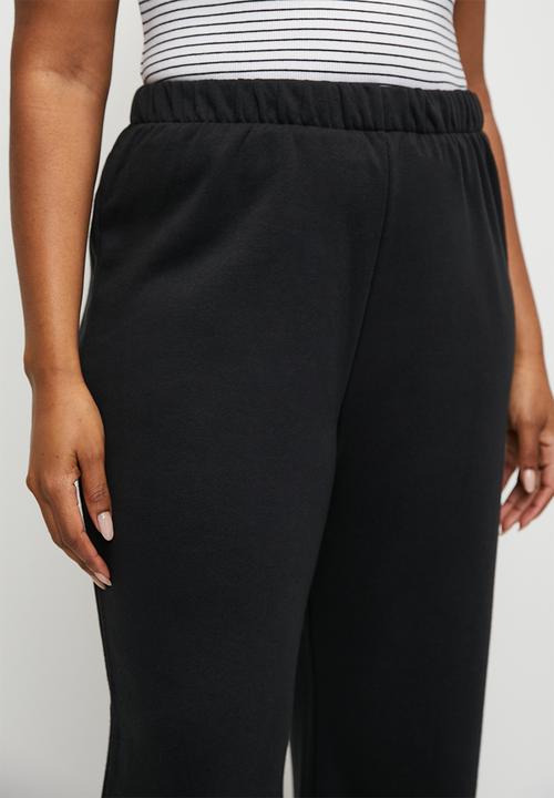 Cotton On - Plus Classic Fleece Wide Leg Sweatpant - Black
