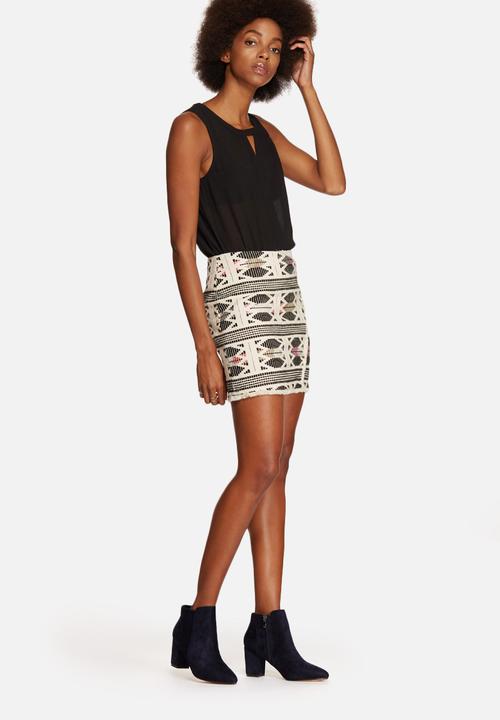 Vero Moda - Selma Mini Skirt