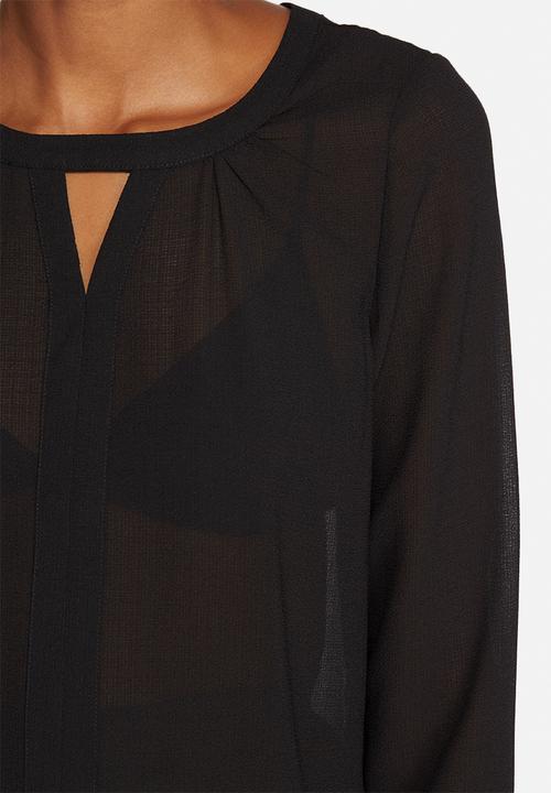 Vero Moda - Velma V-Cut Blouse