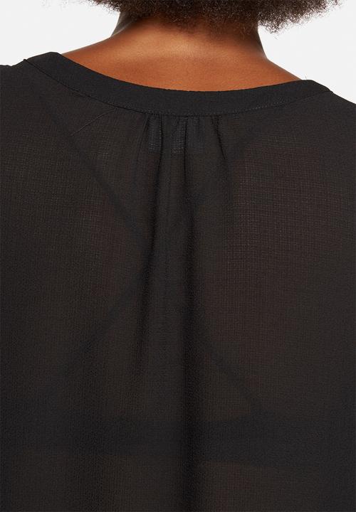 Vero Moda - Velma V-Cut Blouse