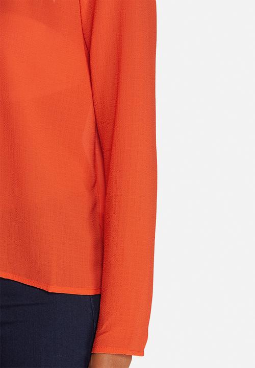 Vero Moda - Velma V-Cut Blouse