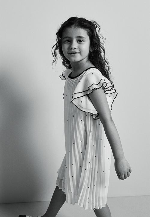 H&M - Pleated a-line dress - Cream dotted