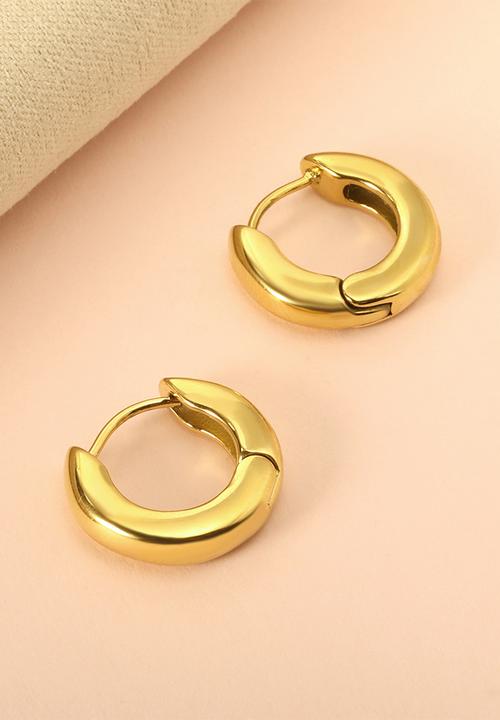 Zoe on Trend - Hinged designer hoop earring - gold