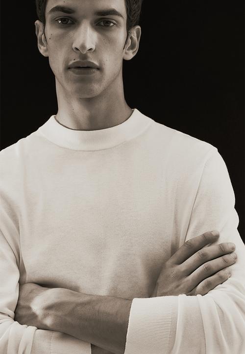 H&M - Slim fit fine-knit turtleneck jumper - white