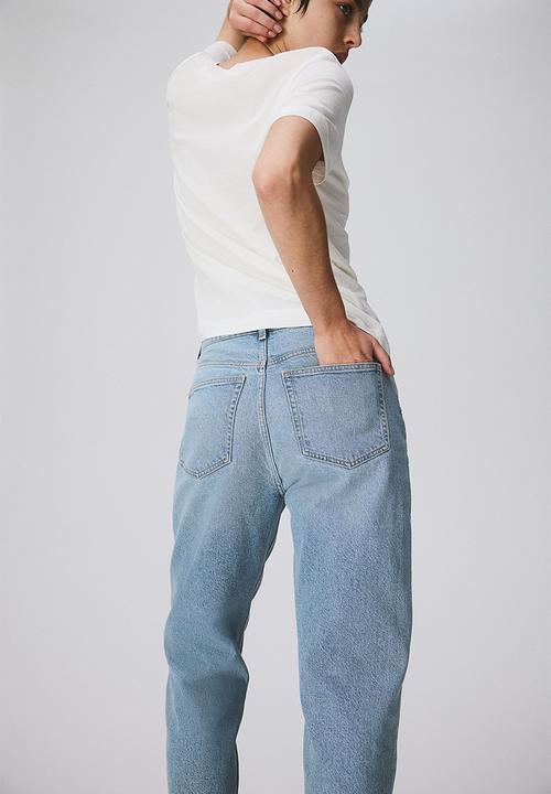 H&M - Slim mom high ankle jeans - light denim blue 
